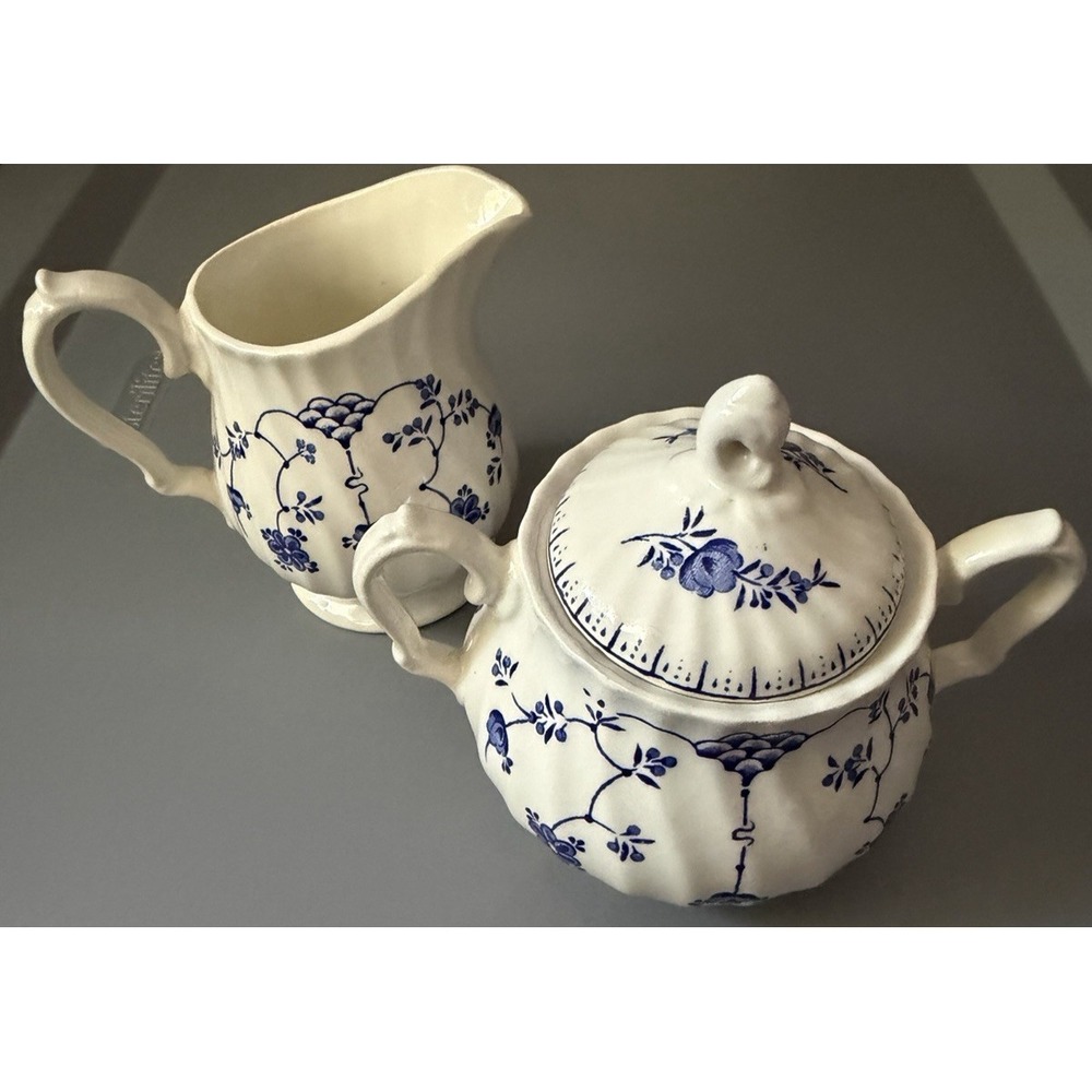 VINTAGE Myott Staffordshire FINLANDIA Creamer & Sugar Bowl with Lid MINT